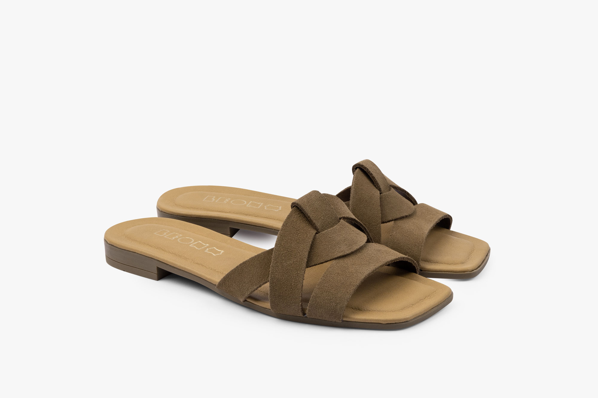 8001 Braon velur1
